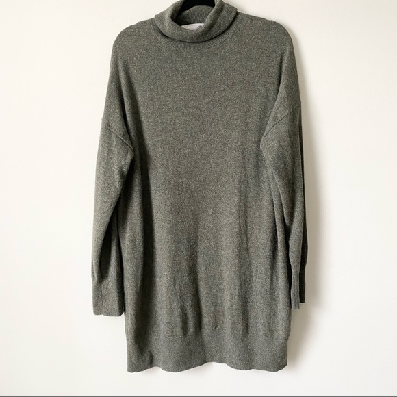 Everlane Green Cashmere Turtleneck 